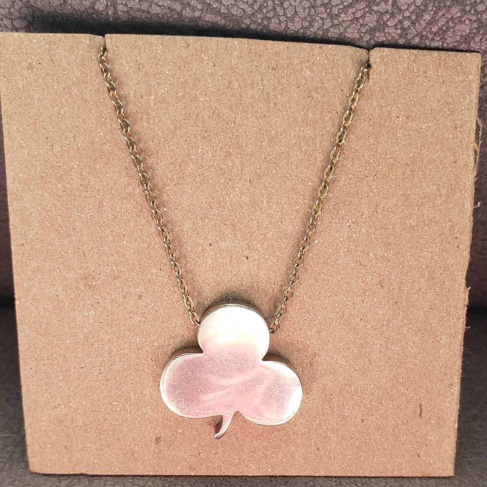 Unique Vintage Silver & Gold Clover Spade Pendant Necklace - Picture 1 of 9
